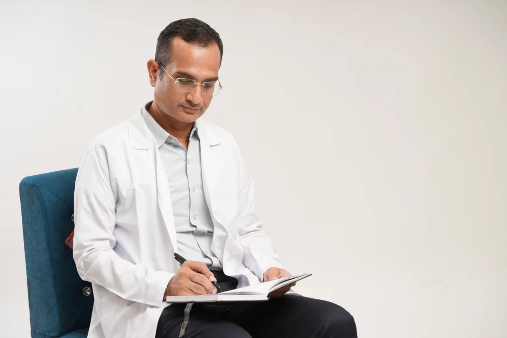 eye specialist in indore