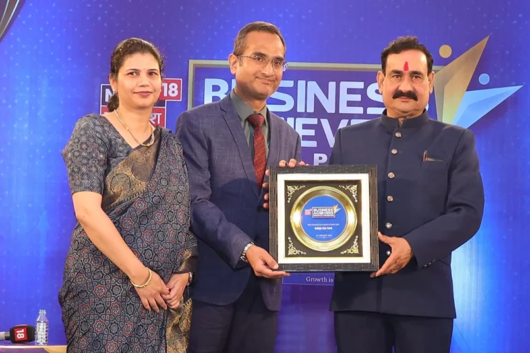 Business Achievers Award - Dr. Praveen Saluja